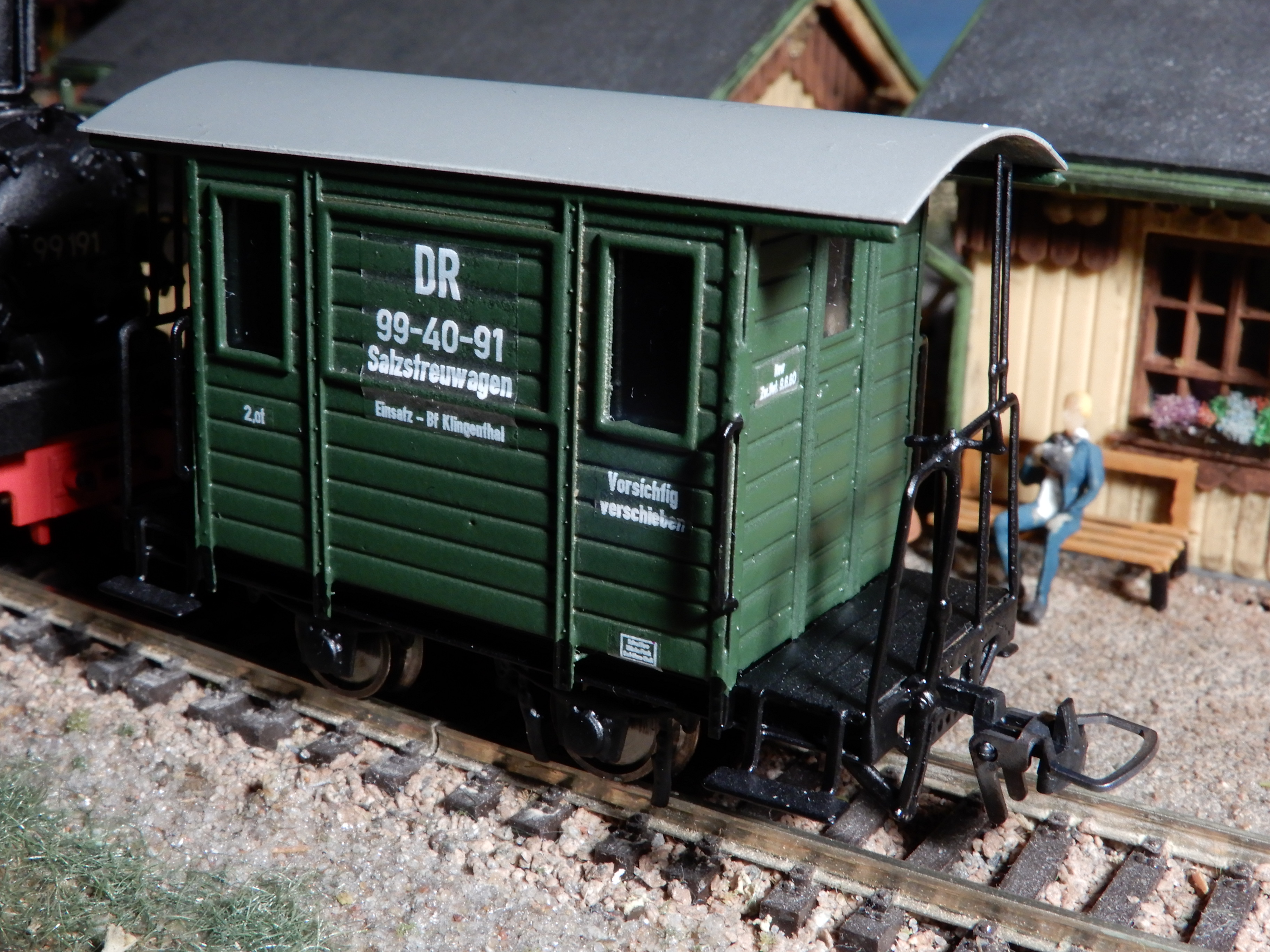 Salzstreuwagen 99-40-91 der Klingenthaler Schmalspurbahn, H0m